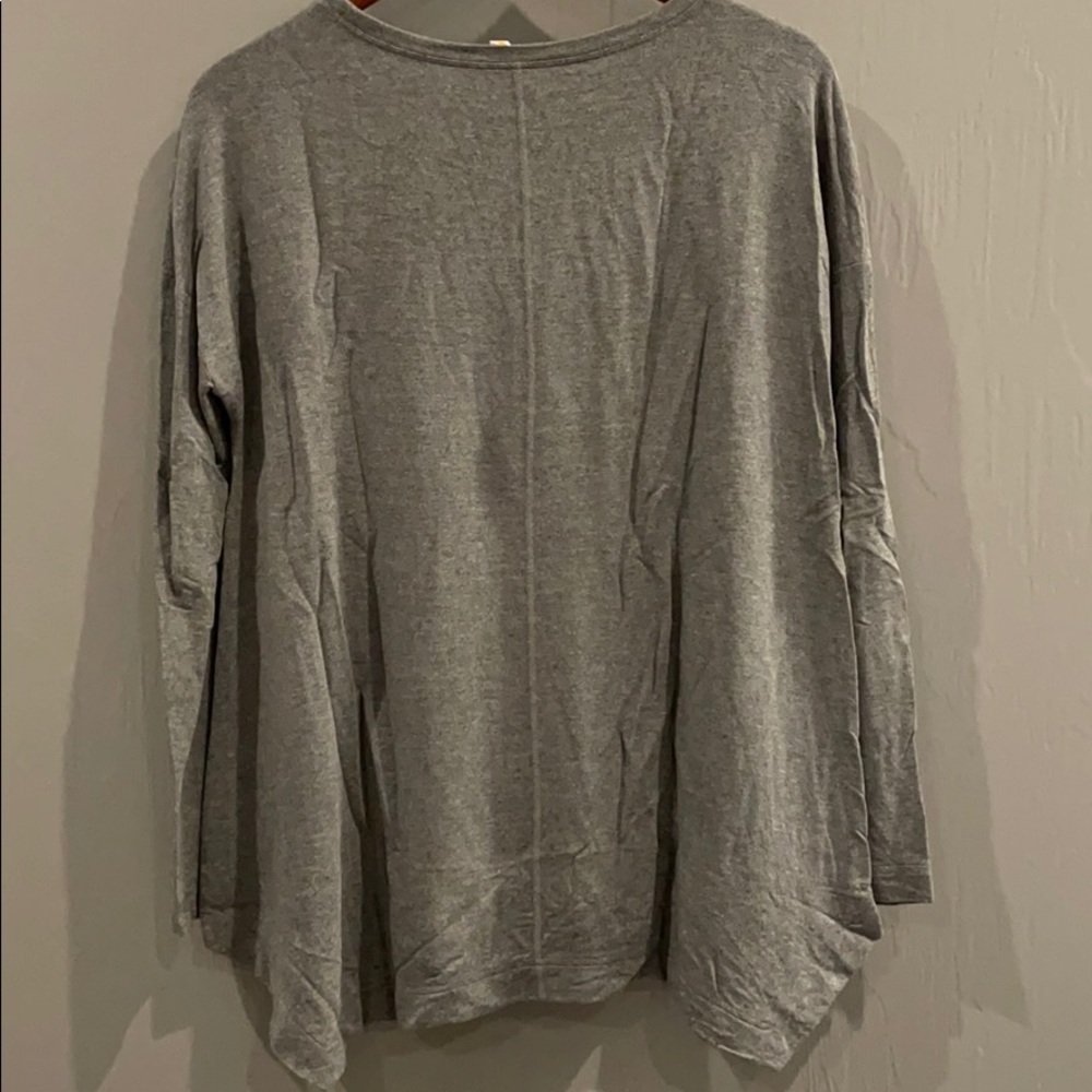 Lucy Long Sleeve Tee - Picture 2 of 2